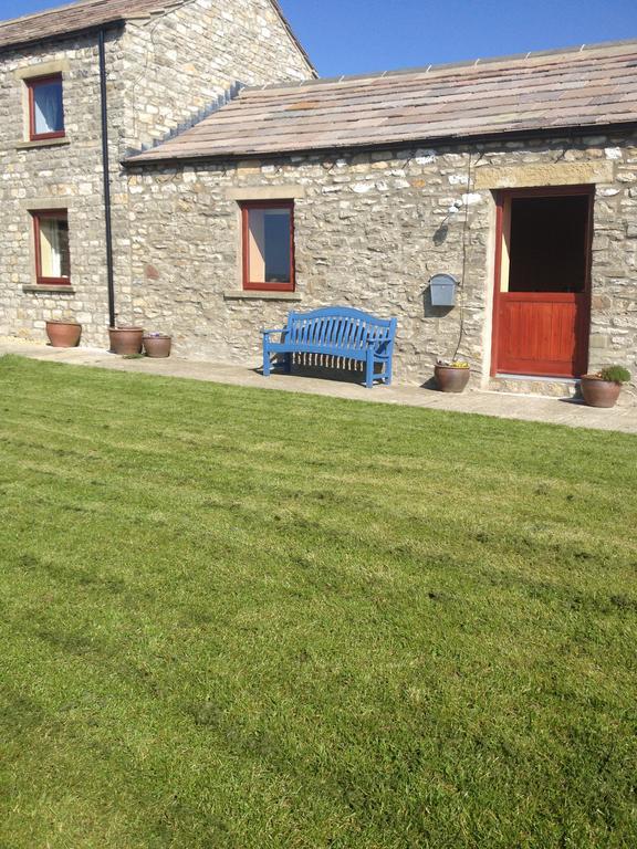 Curlew Barn Bed and Breakfast Leyburn Esterno foto