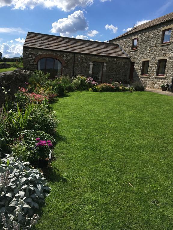 Curlew Barn Bed and Breakfast Leyburn Esterno foto